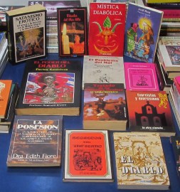 LIBROS DEMONOLOGIA SATANISMO